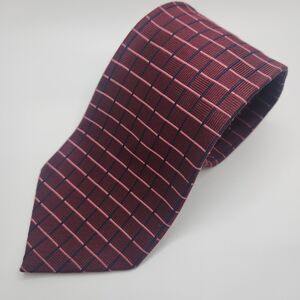Brooks Brothers 100% Silk Maroon Geometric Print Neck Tie Length 59" Width 3.75"